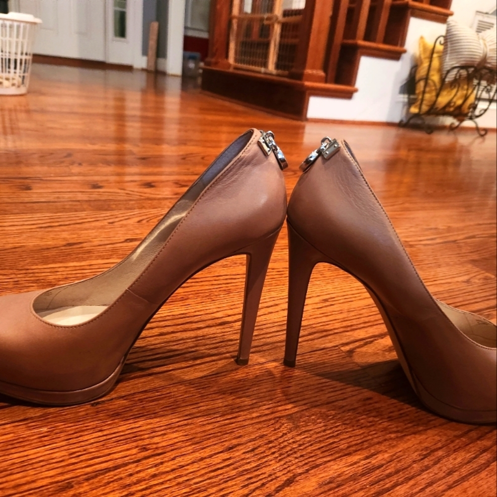 MICHAEL Michael Kors Tan Heels for Sophisticated Style